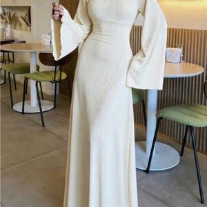 Elegant Cream Ribbed Maxi Dress